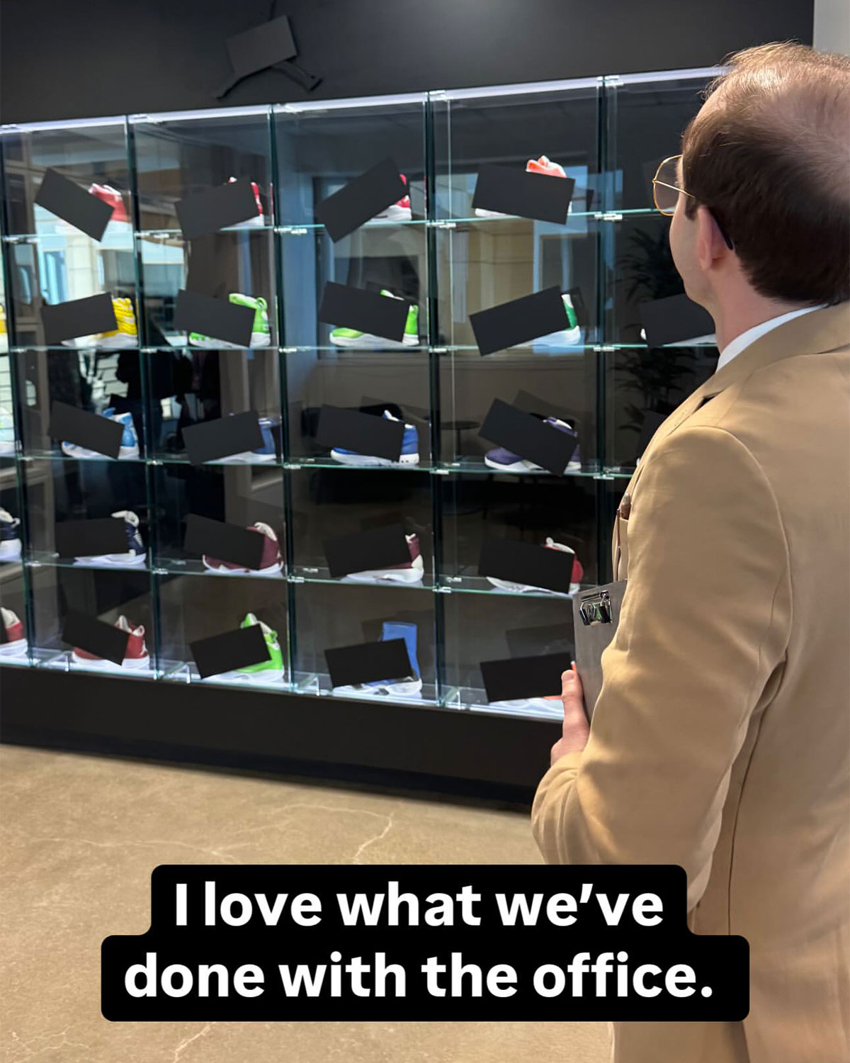 Jordan Hands Out Air Jordan 1 Citations On Nike Campus 1