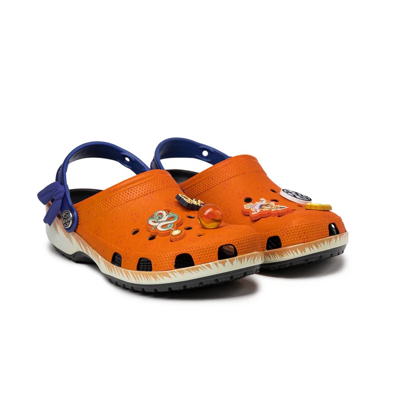 Dragon Ball Z x Crocs Classic Clog Goku 210826 90H