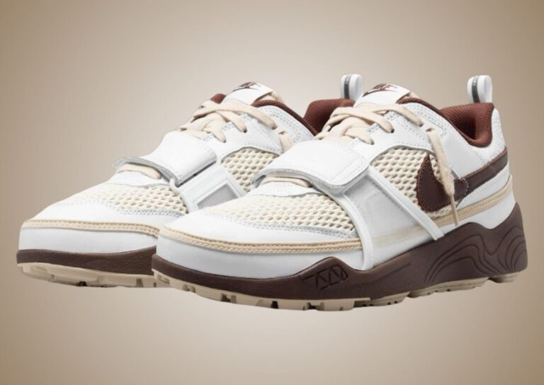 Travis Scott x Nike Zoom Field Jaxx Light Chocolate HQ3073-100