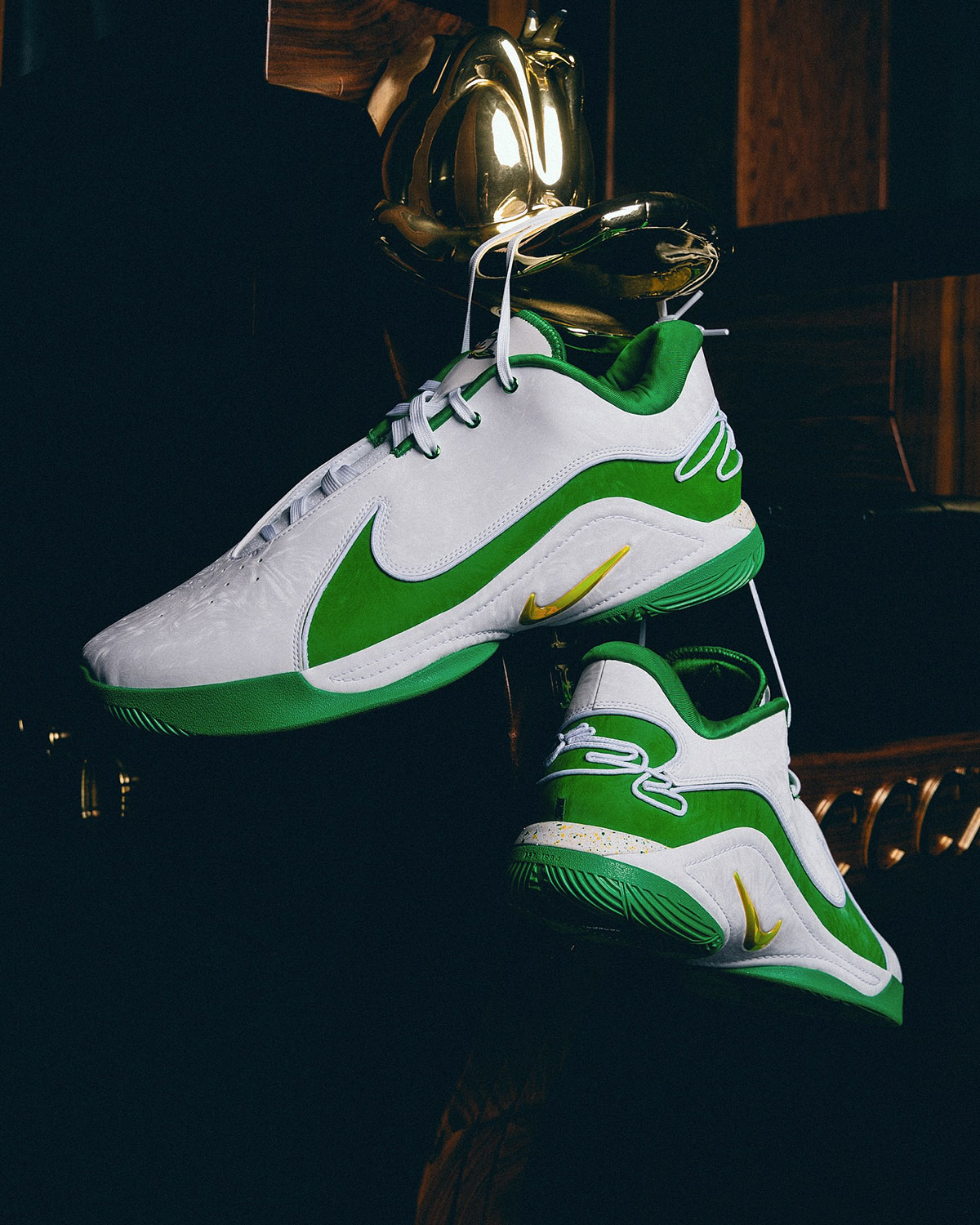 Nike Lebron 22 Oregon Ducks Pe 2025 8