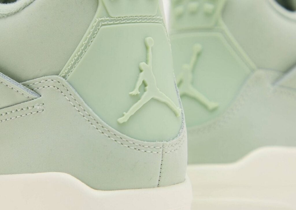 Air Jordan 4 Seafoam Sail HV0823-003