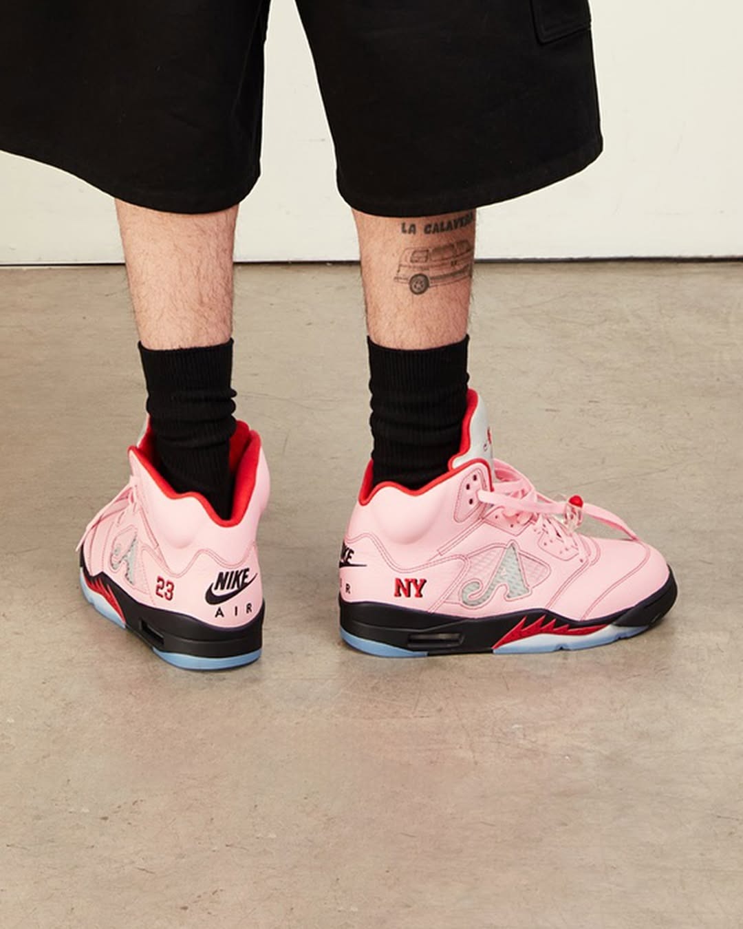 AWAKE NY x Air Jordan 5 SP Artic Pink DV4982 600