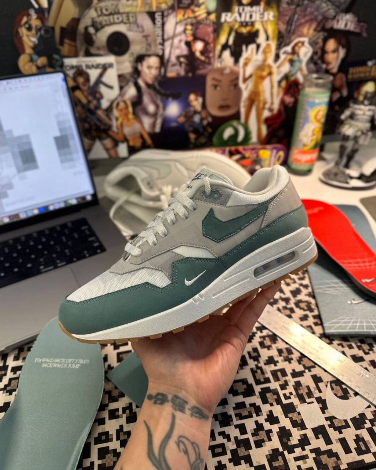 Nike Air Max 1 Low Poly Adventure Dotswoosh 1