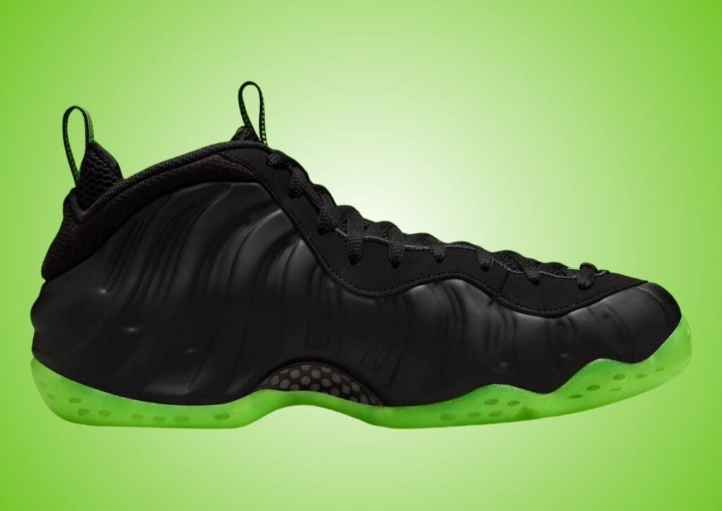 Nike Air Foamposite One Black Volt HF2902-001 Release Date, Price & Where to Buy 2025 5 Nike Air Foamposite One Black Volt HF2902-001 Release Info