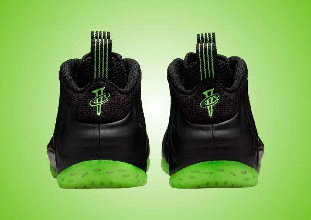 Nike Air Foamposite One Black Volt HF2902-001 Release Date, Price & Where to Buy 2025 9 Nike Air Foamposite One Black Volt HF2902-001 Release Info
