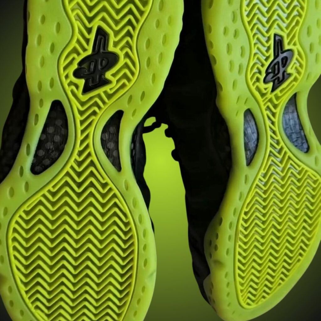 Nike Air Foamposite One Black Volt HF2902-001 Release Date, Price & Where to Buy 2025 23 Nike Air Foamposite One Black Volt HF2902-001
