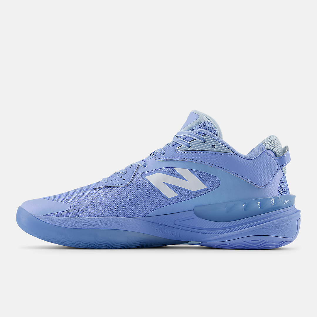 New Balance Hesli Low v2 "Electric Sky" BBHSLVR2 Release Date, Price & Where to Buy 2025 3 New Balance Hesli Low v2 BBHSLVR2
