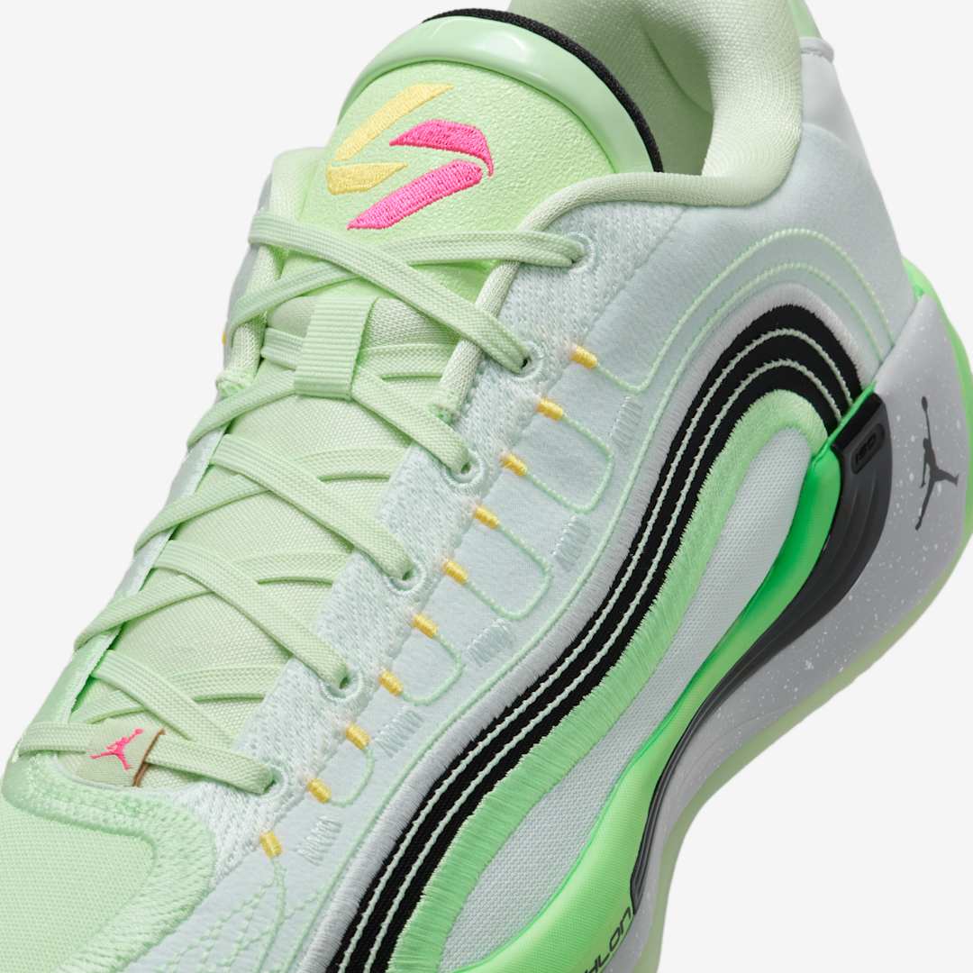Jordan Luka 4 "Space Navigator" HF0823-300 Release Date, Price & Where to Buy 2025 6 Jordan Luka 4 & Luka .77 HF0823-300