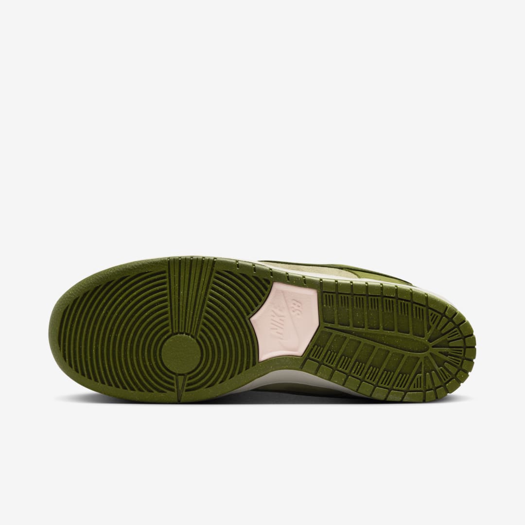 Yuto Horigome x Nike SB Dunk Low "Matcha" Release Date, Price & Where to Buy 2025 9 Yuto Horigome x Nike SB Dunk Low "Asparagus" HF8022-300