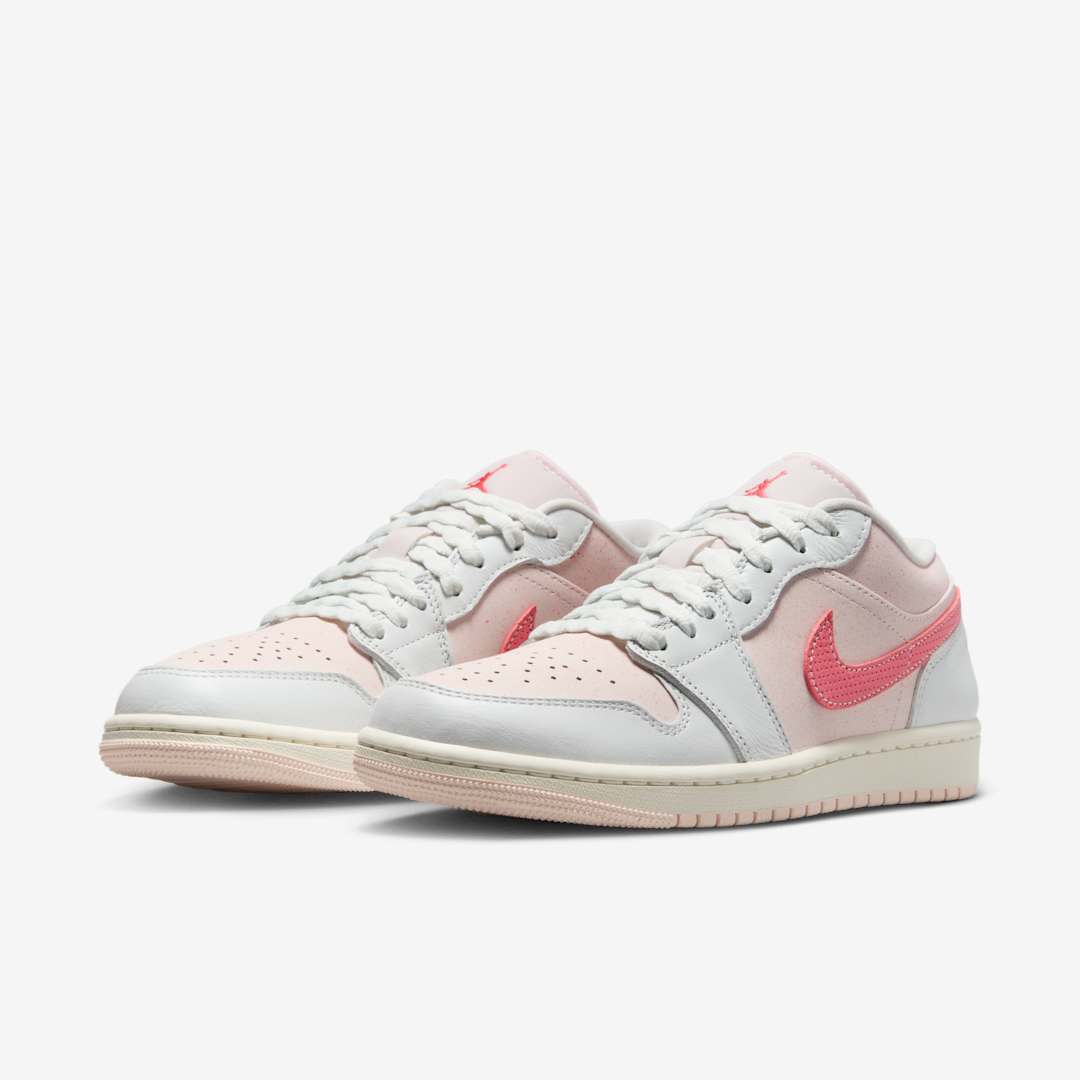Air Jordan 1 Low WMNS "Strawberry Milkshake" Release Date, Price & Where to Buy 2025 1 Air Jordan 1 Low WMNS IB8156-133