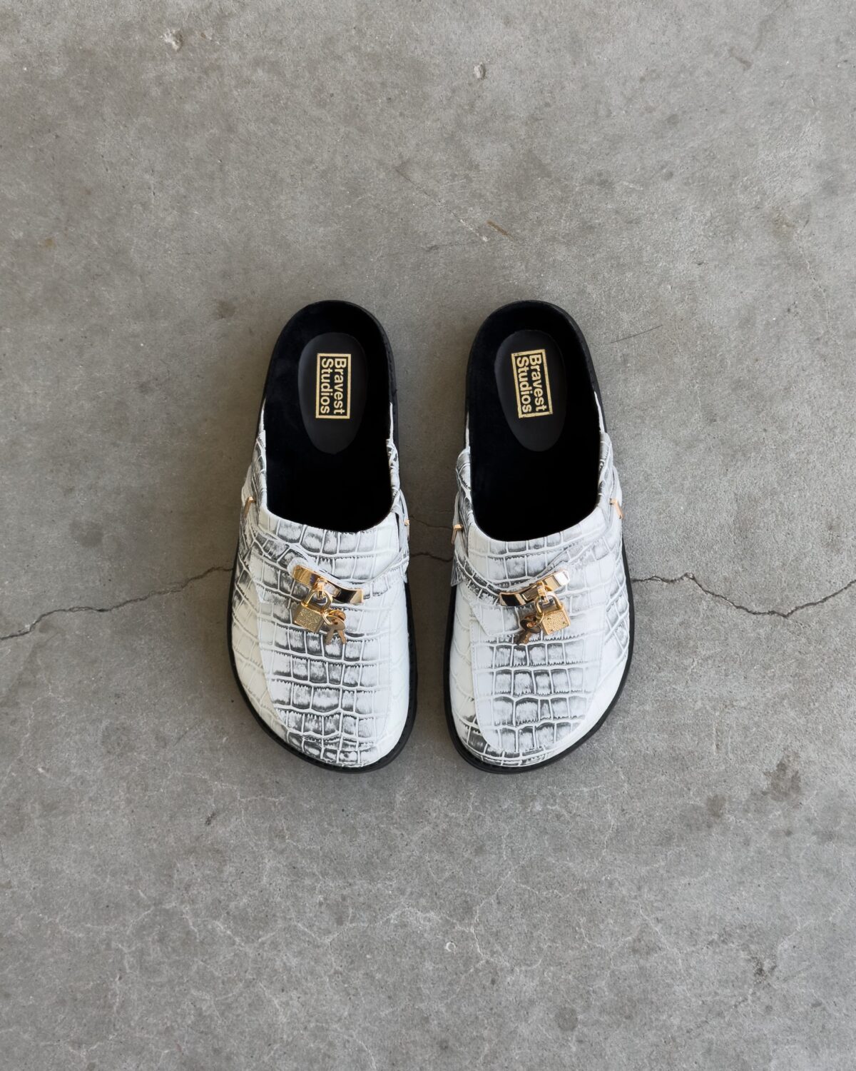 Bravest Studios "Bag Clog" | Nice Kicks Release Date, Price & Where to Buy 2025 6 Bravest Studio "Bag Clog" Croc
