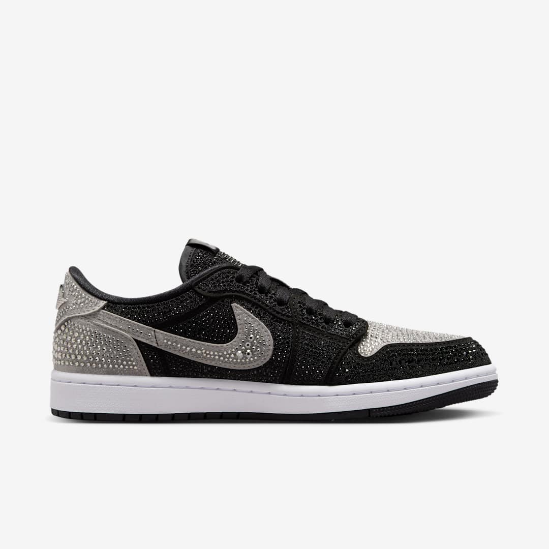 Swarovski x Air Jordan 1 Low OG WMNS "Stealth" HM9208-001 Release Date, Price & Where to Buy 2025 3 Swarovski x Air Jordan 1 Low OG WMNS "Stealth" HM9208-001