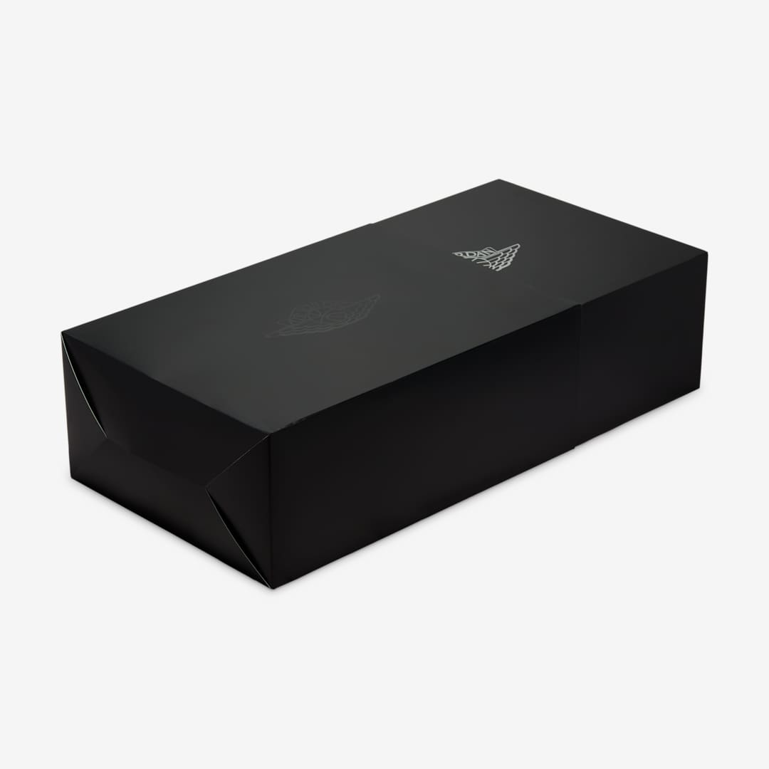 Swarovski x Air Jordan 1 Low OG WMNS "Stealth" HM9208-001 Release Date, Price & Where to Buy 2025 9 Swarovski x Air Jordan 1 Low OG WMNS "Stealth" HM9208-001