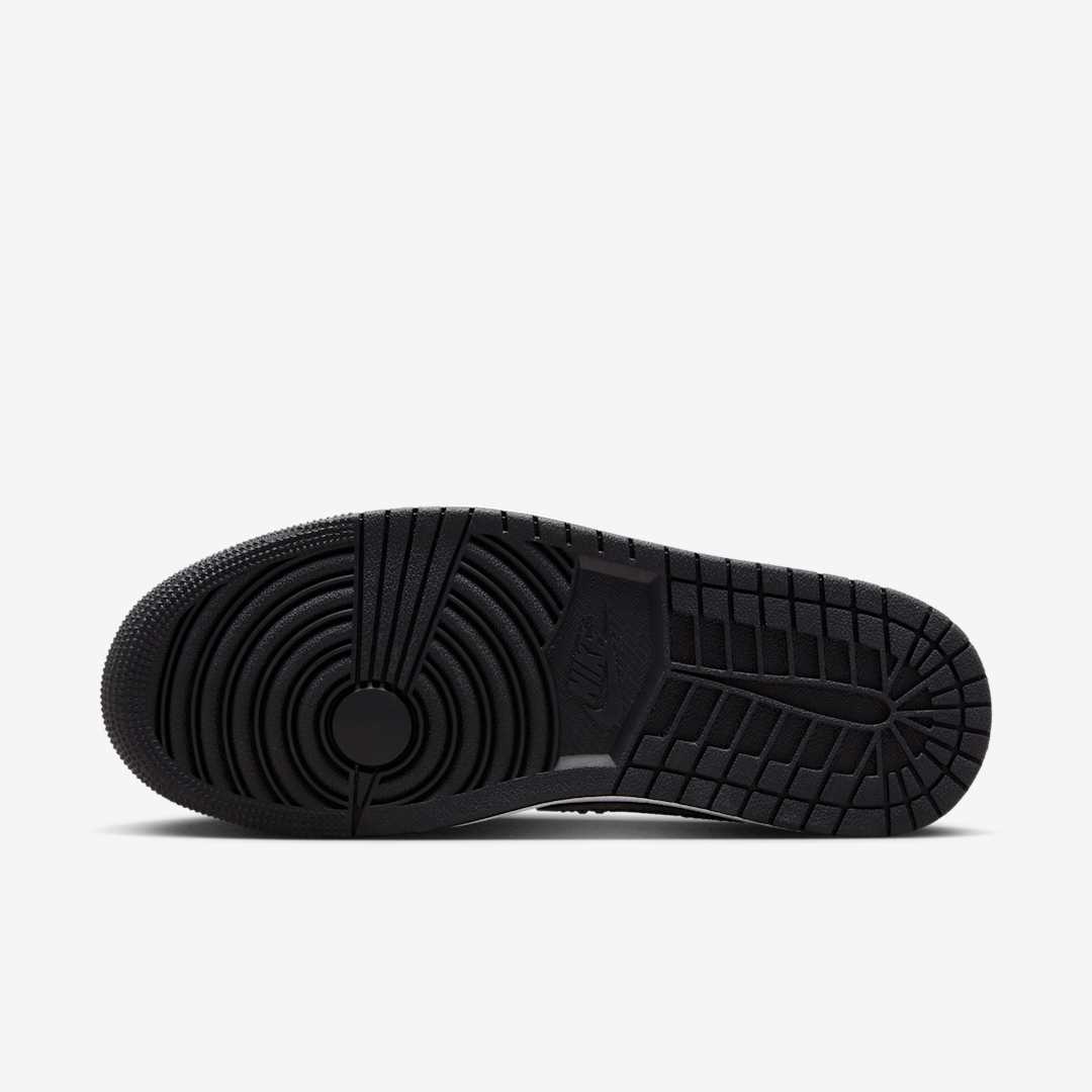 Swarovski x Air Jordan 1 Low OG WMNS "Stealth" HM9208-001 Release Date, Price & Where to Buy 2025 8 Swarovski x Air Jordan 1 Low OG WMNS "Stealth" HM9208-001
