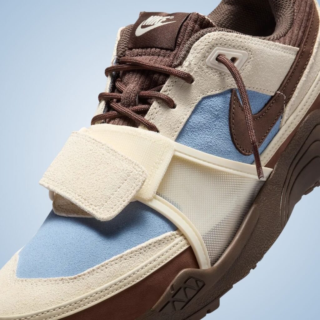 Travis Scott Nike Zoom Field Jaxx Leche Blue HQ3072-400 Release Info