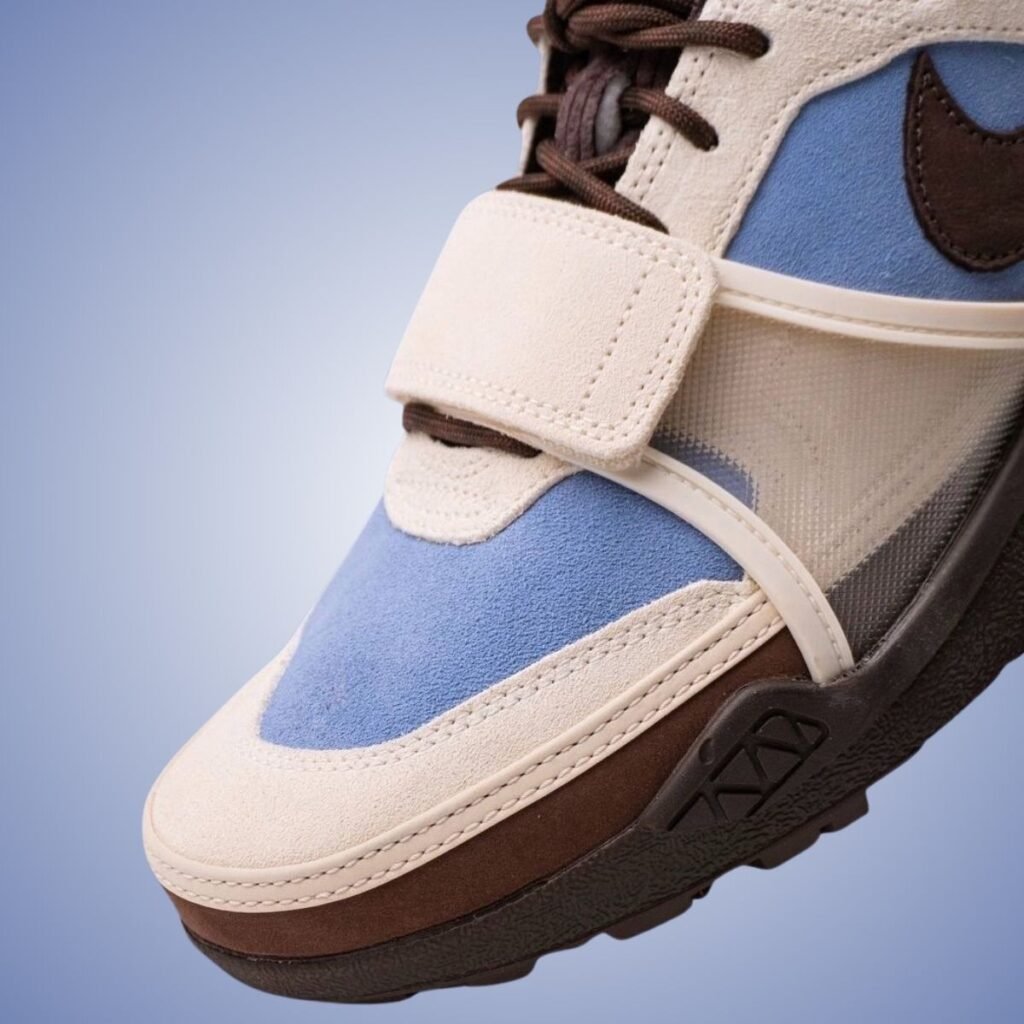 Travis Scott Nike Zoom Field Jaxx Leche Blue HQ3072-400 2025