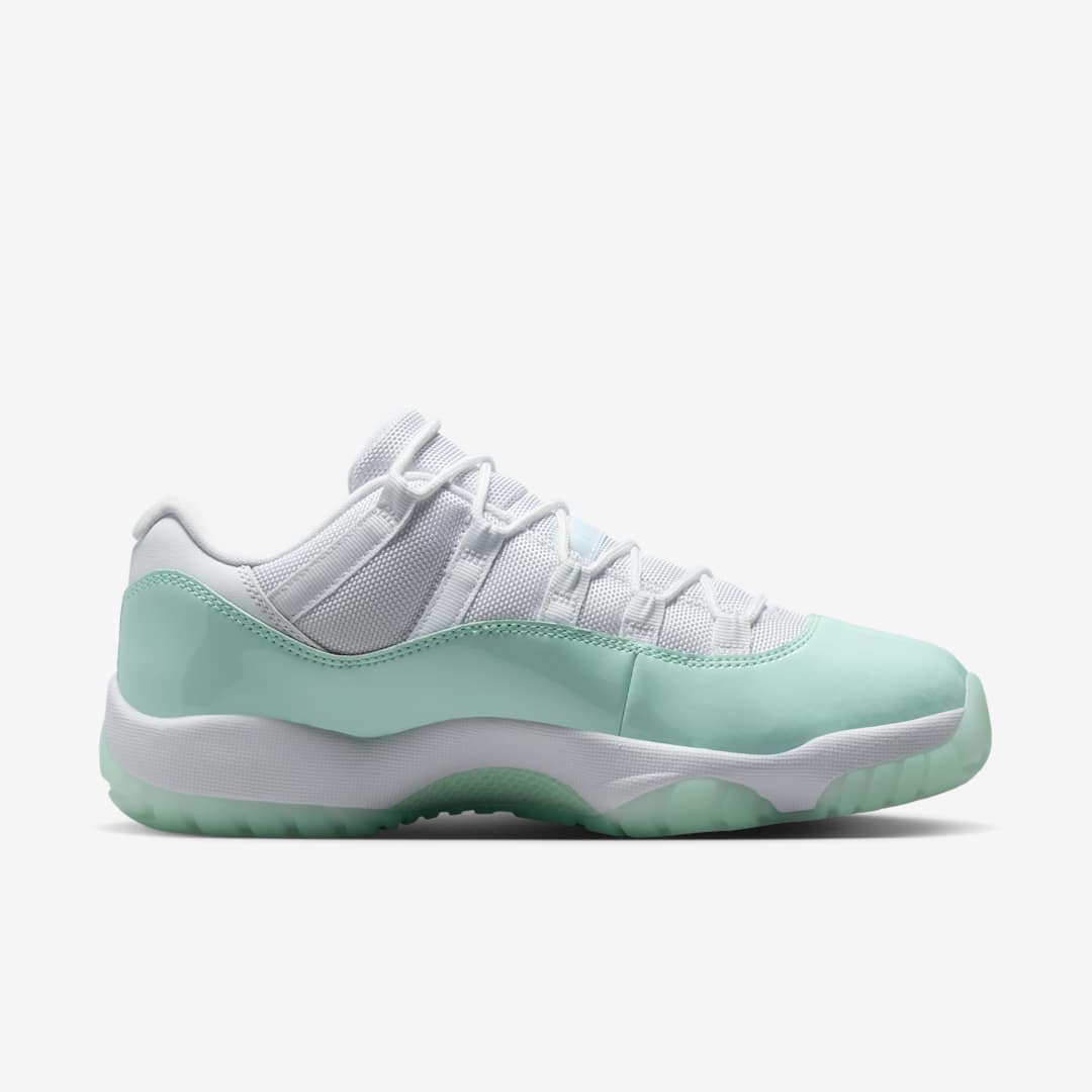 Air Jordan 11 Low WMNS "Igloo" AH7860-103 Release Date, Price & Where to Buy 2025 3 Air Jordan 11 Low WMNS "Igloo" AH7860-103