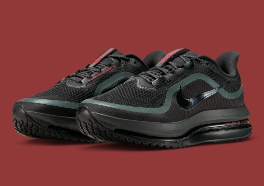 The Nike Pegasus Premium Continues Its Hot Streak In "Anthracite"