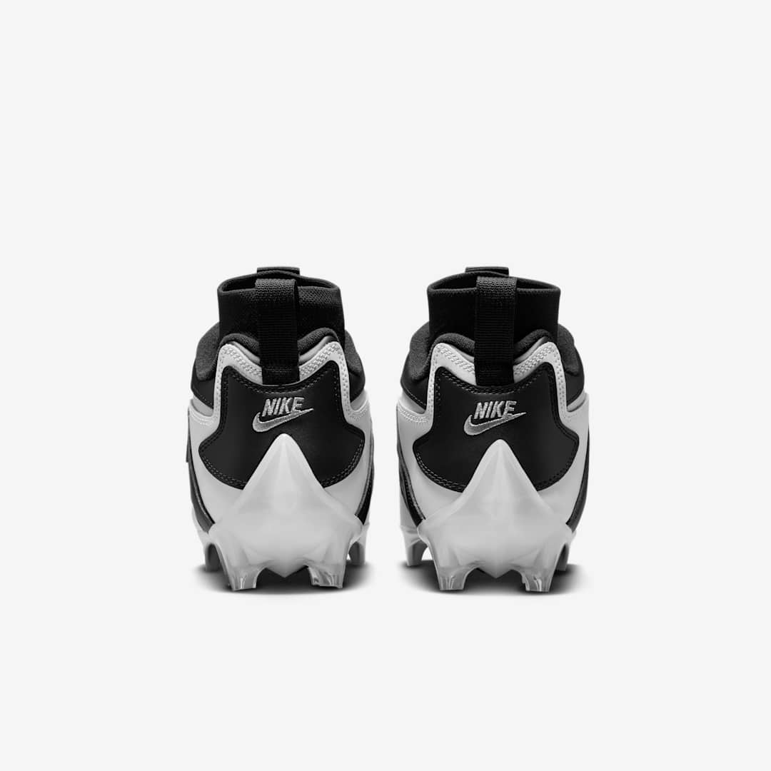 Nike Diamond Turf '93 Football Cleat "Black/White" Release Date, Price & Where to Buy 2025 5 Nike Diamond Turf 93 TD HF5298-101