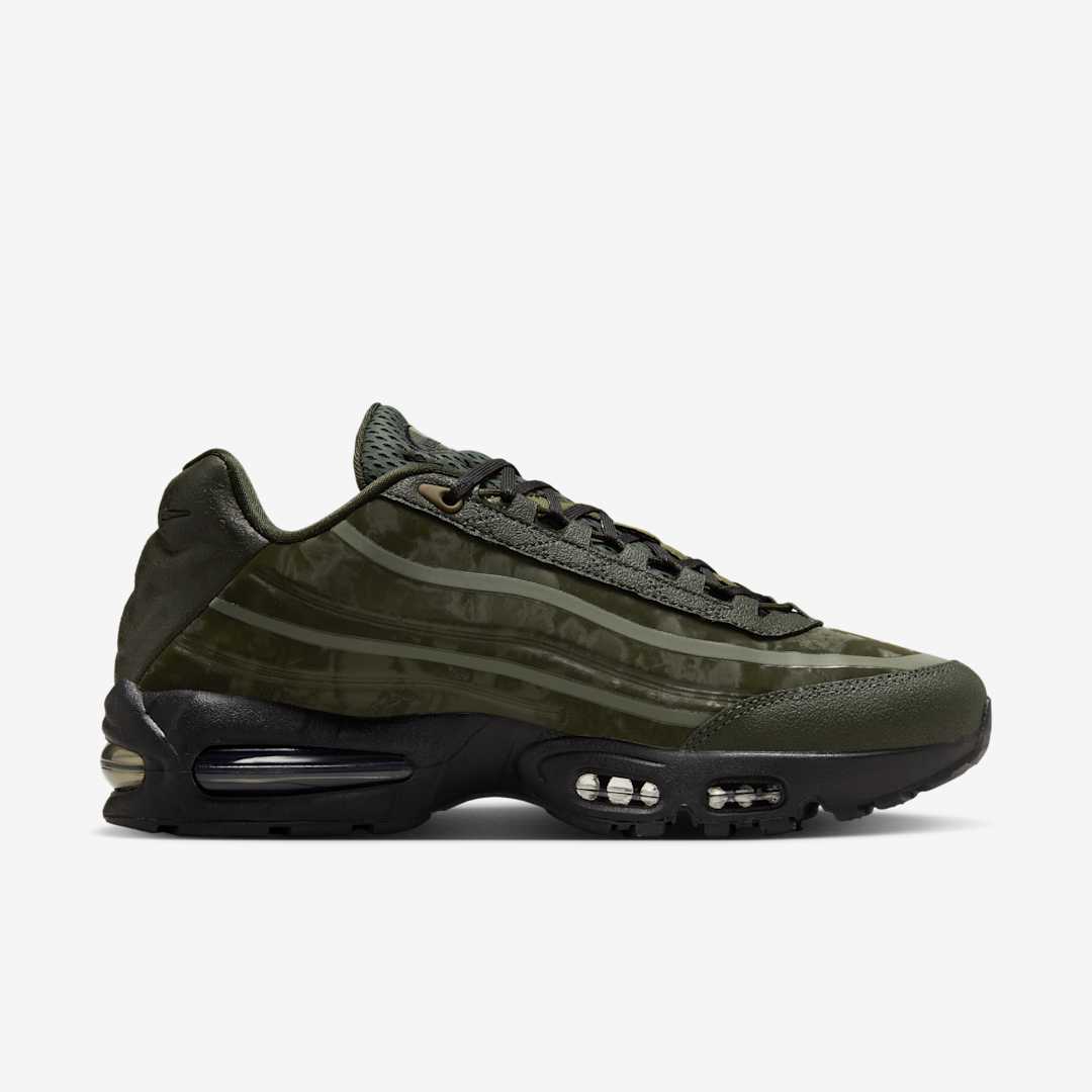 WORKSOUT x Nike Air Max 95 "Uniform" HQ0263-300 Release Date, Price & Where to Buy 2025 3 WORKSOUT x Nike Air Max 95 HQ0263-300