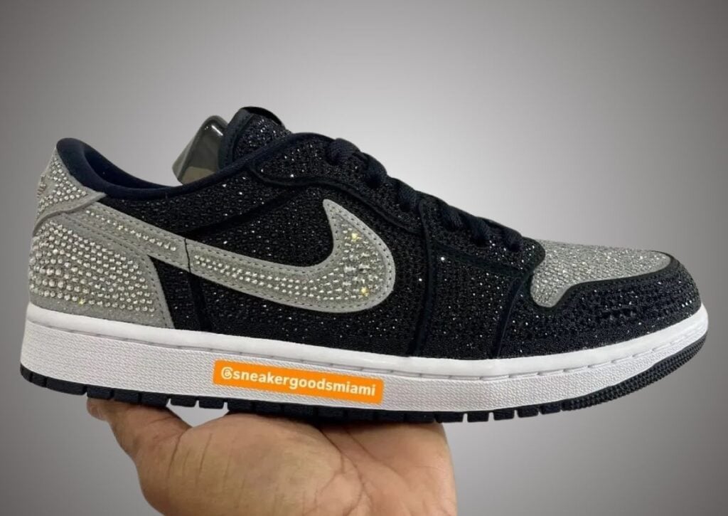 Swarovski x Air Jordan 1 Low OG Crystal Stealth HM9208-001 Release Date, Price & Where to Buy 2025 1 Swarovski Air Jordan 1 Low OG Crystal Stealth HM9208-001