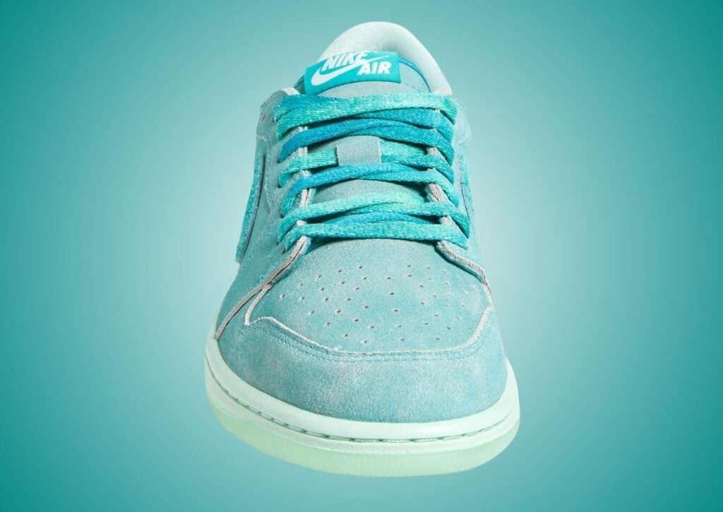 Air Jordan 1 Low OG Washed Teal HQ8111-300 Release Date, Price & Where to Buy 2025 25 Air Jordan 1 Low OG Washed Teal Igloo HQ8111-300
