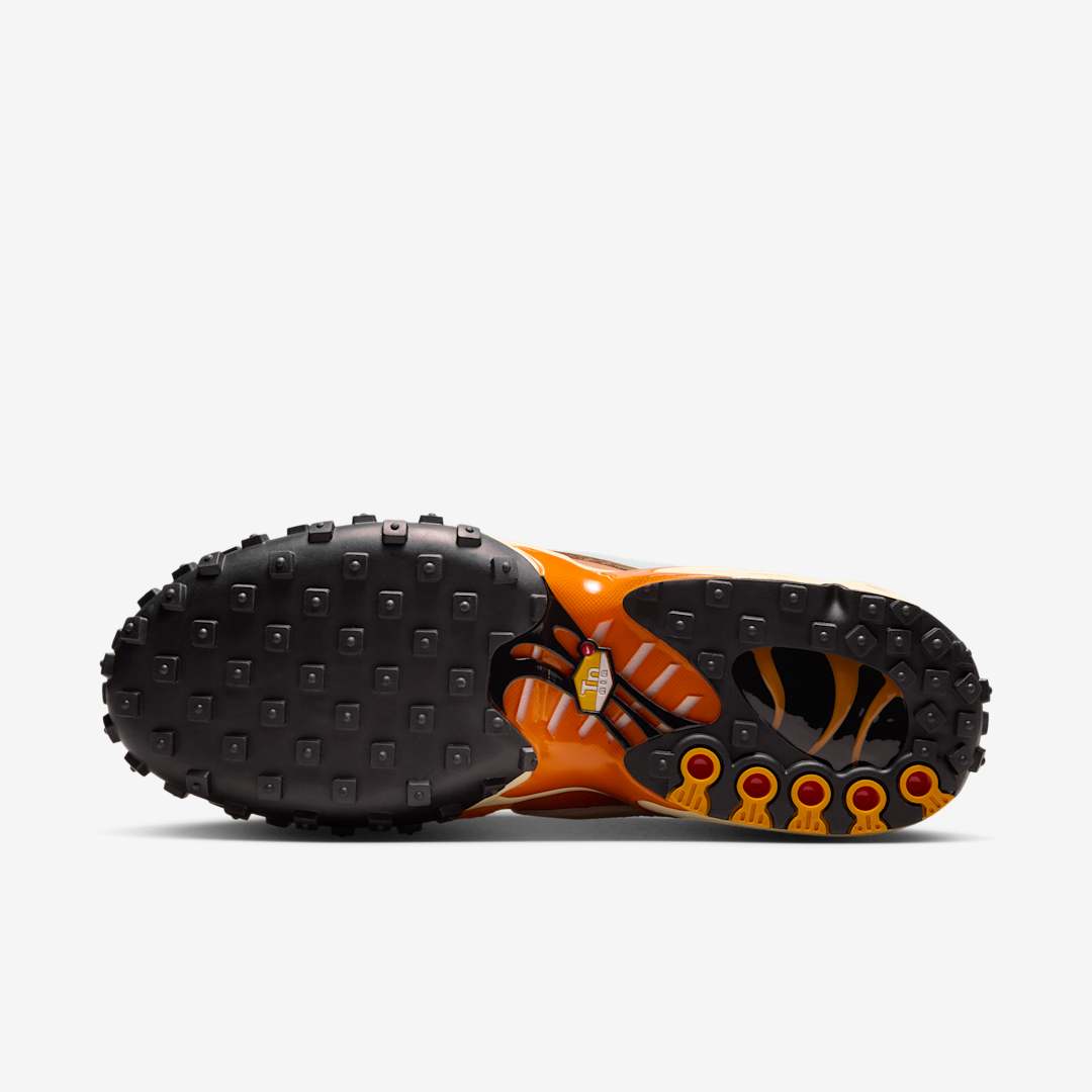 Nike Air Max Waffle "Bright Ceramic" IB3656-800 Release Date, Price & Where to Buy 2025 8 Nike Air Max Waffle IB3656-800