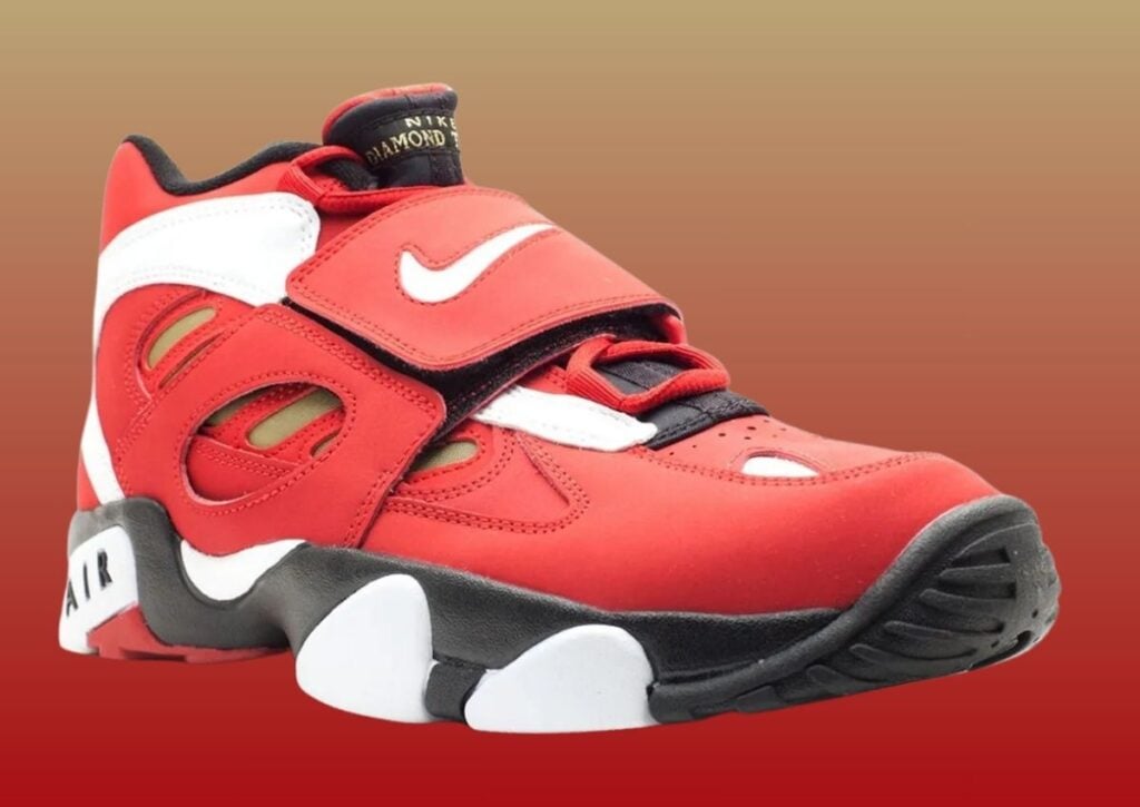 Nike Air Diamond Turf 2 Fire Red 2026 HQ2631-600 Release Date, Price & Where to Buy 2025 3 Nike Air Diamond Turf 2 OG Fire Red Gold HQ2631-600 2026