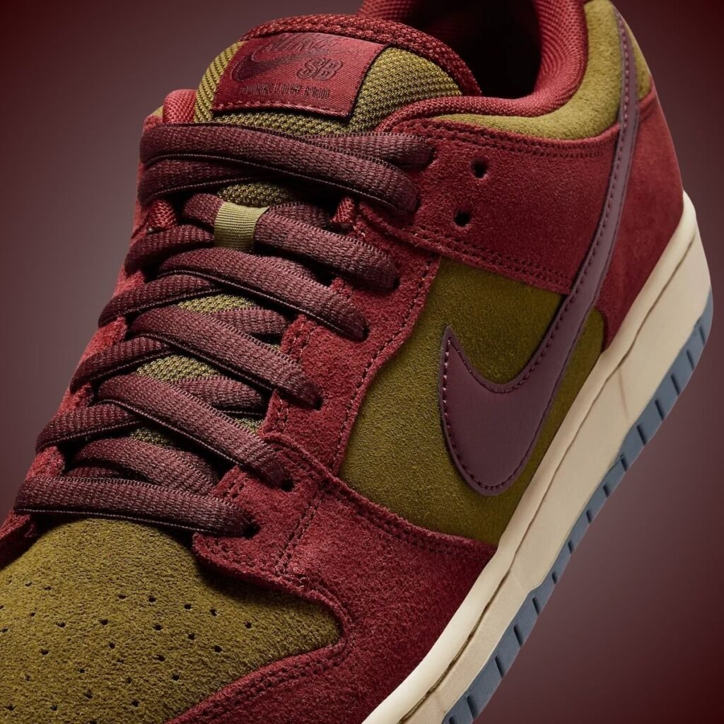 Nike SB Dunk Low Dark Team Red Olive Flak HQ1625-600 Release Date, Price & Where to Buy 2025 13 Nike SB Dunk Low Dark Team Red Olive Flak HQ1625-600 Release Info