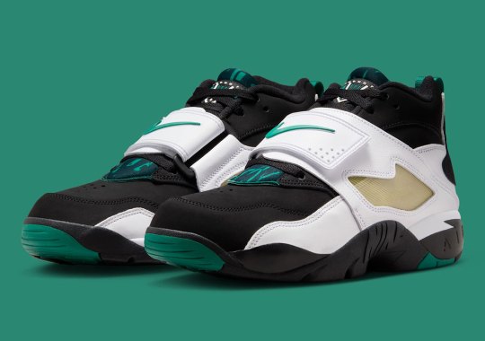The Nike Air Diamond Turf" Emerald" Returns Fall 2025