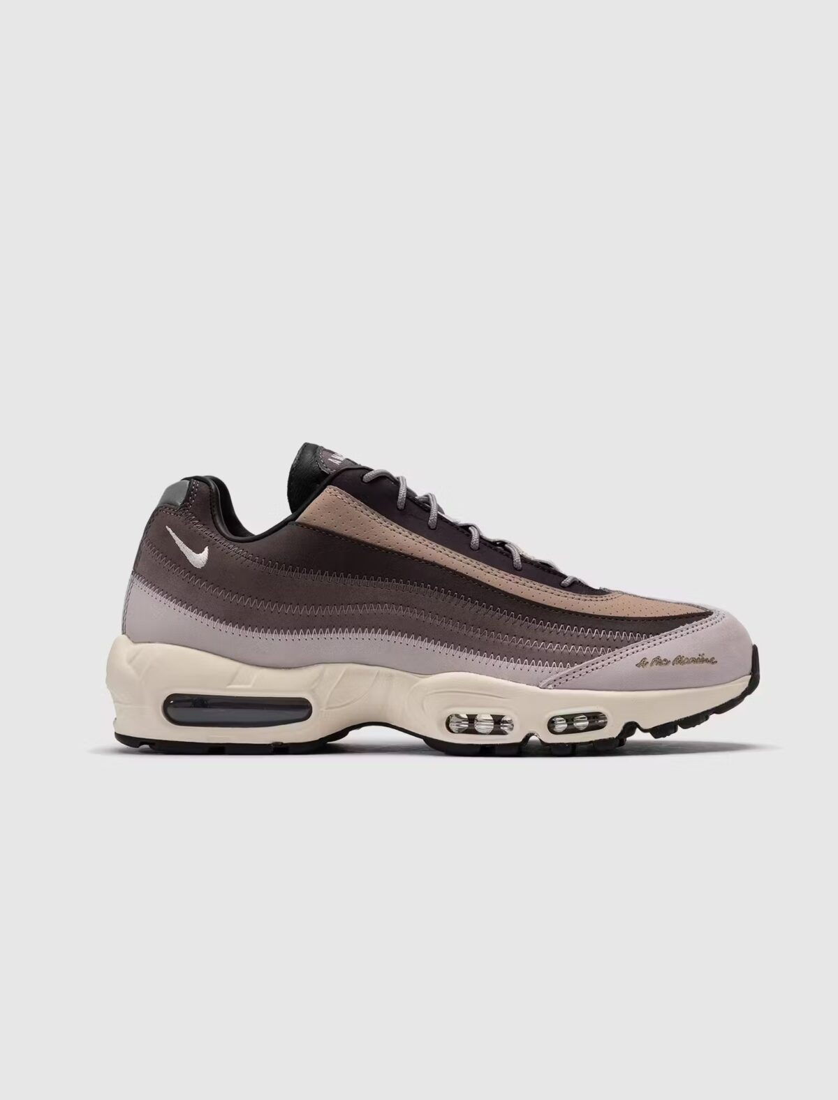 A Ma Maniére x Nike Air Max 95 "Diffused Taupe/Phantom" Release Date, Price & Where to Buy 2025 3 1750702287 72 A Ma Maniere x Nike Air Max 95 Diffused TaupePhantom