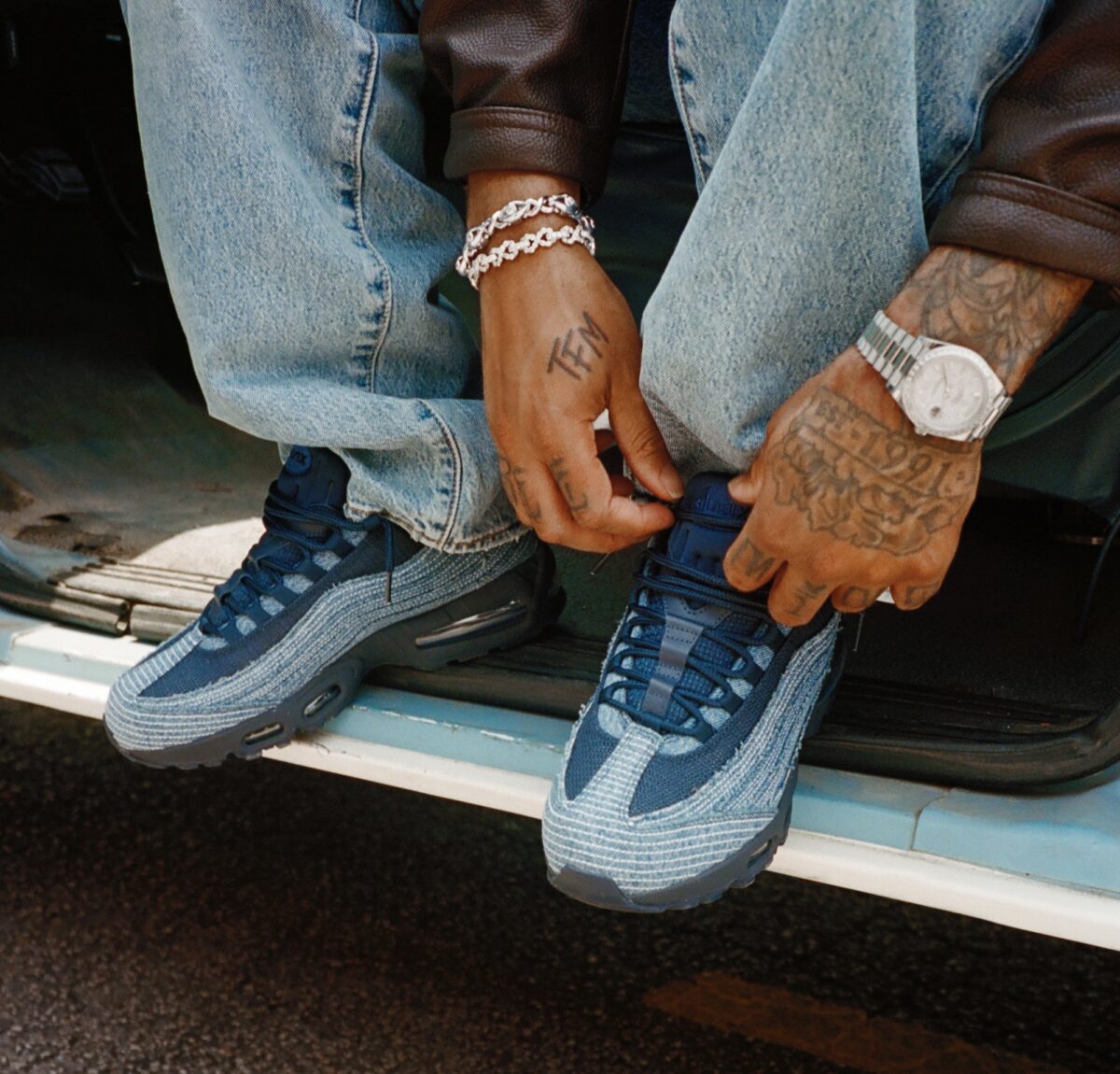 Levi's x Nike Collaboration | Nice Kicks Release Date, Price & Where to Buy 2025 2 Levi's x Nike Collab