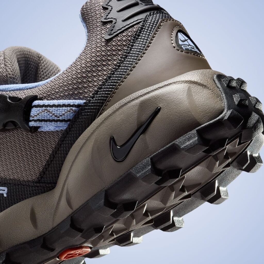 Nike ACG Air Phassad Cave Stone HM7133-200